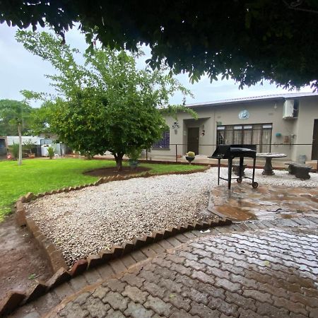 El-Kole Bed And Breakfast Tsumeb Exterior photo